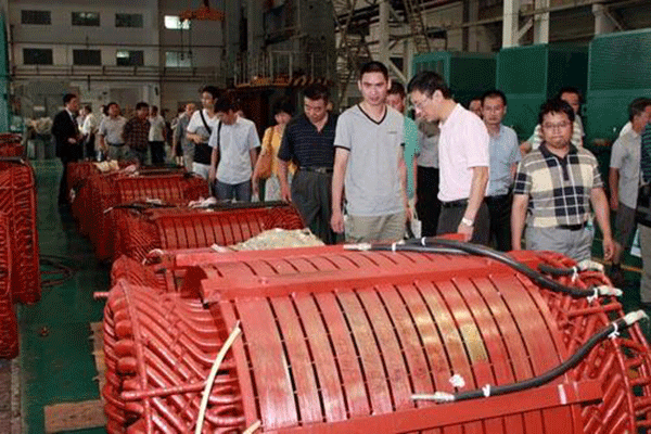 西安泰富西瑪高效節能電機在石油化工企業節能應用。